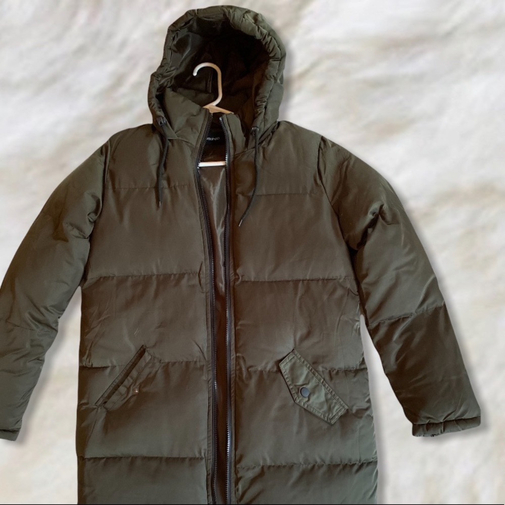Army green long puffer jacket